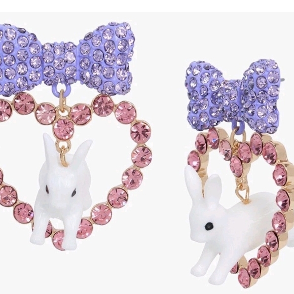 Betsey Johnson Bunny Heart Earrings New - Picture 2 of 3